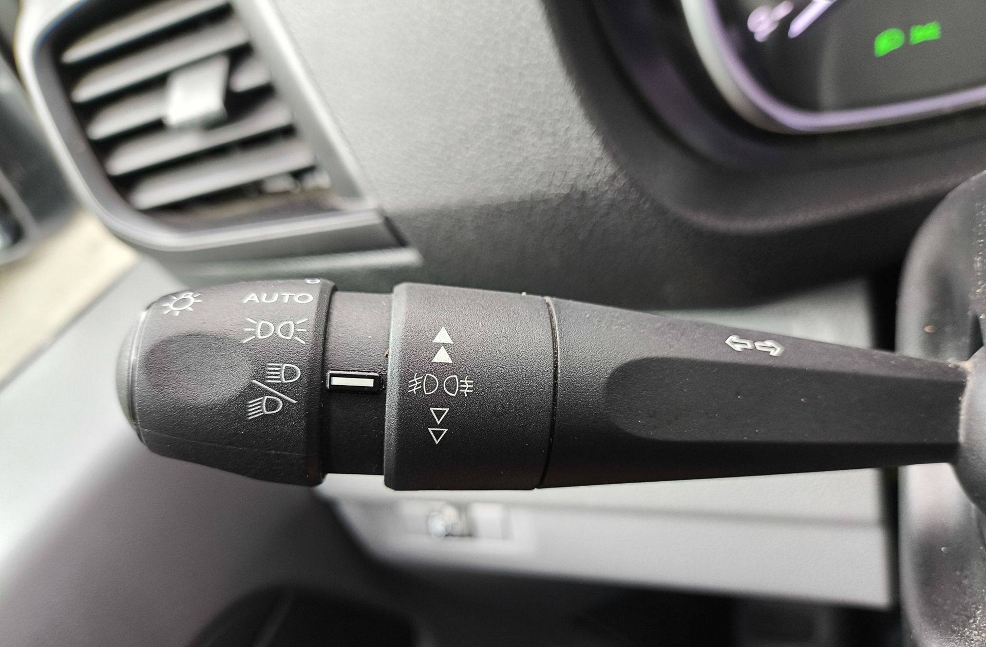 Peugeot Expert Furgon BlueHDi 100 Premium Long 2 plazas - foto 23