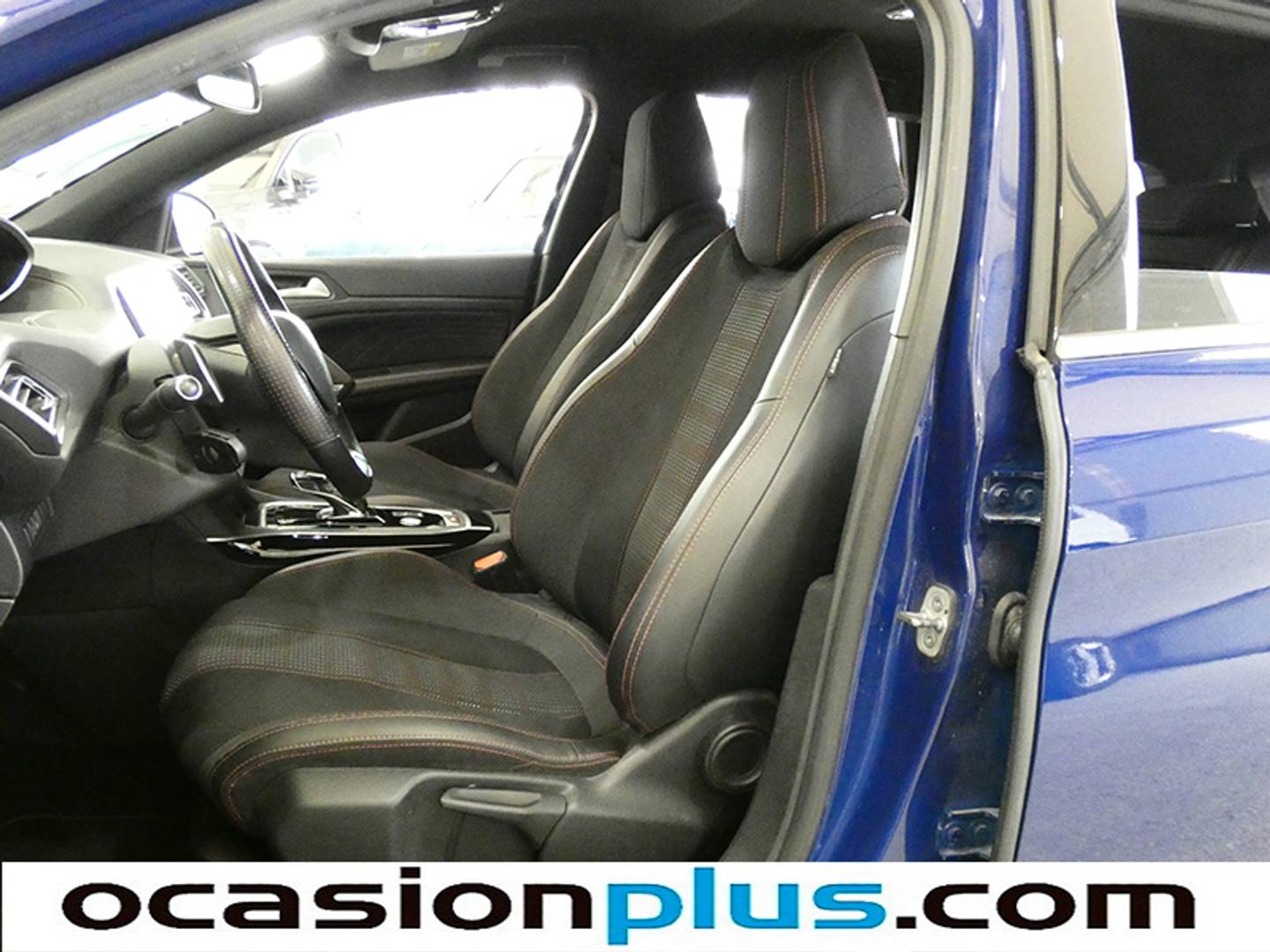 Foto Peugeot 308 Peugeot 308 SW PureTech 130 S&S GT Line EAT8 (130 CV)