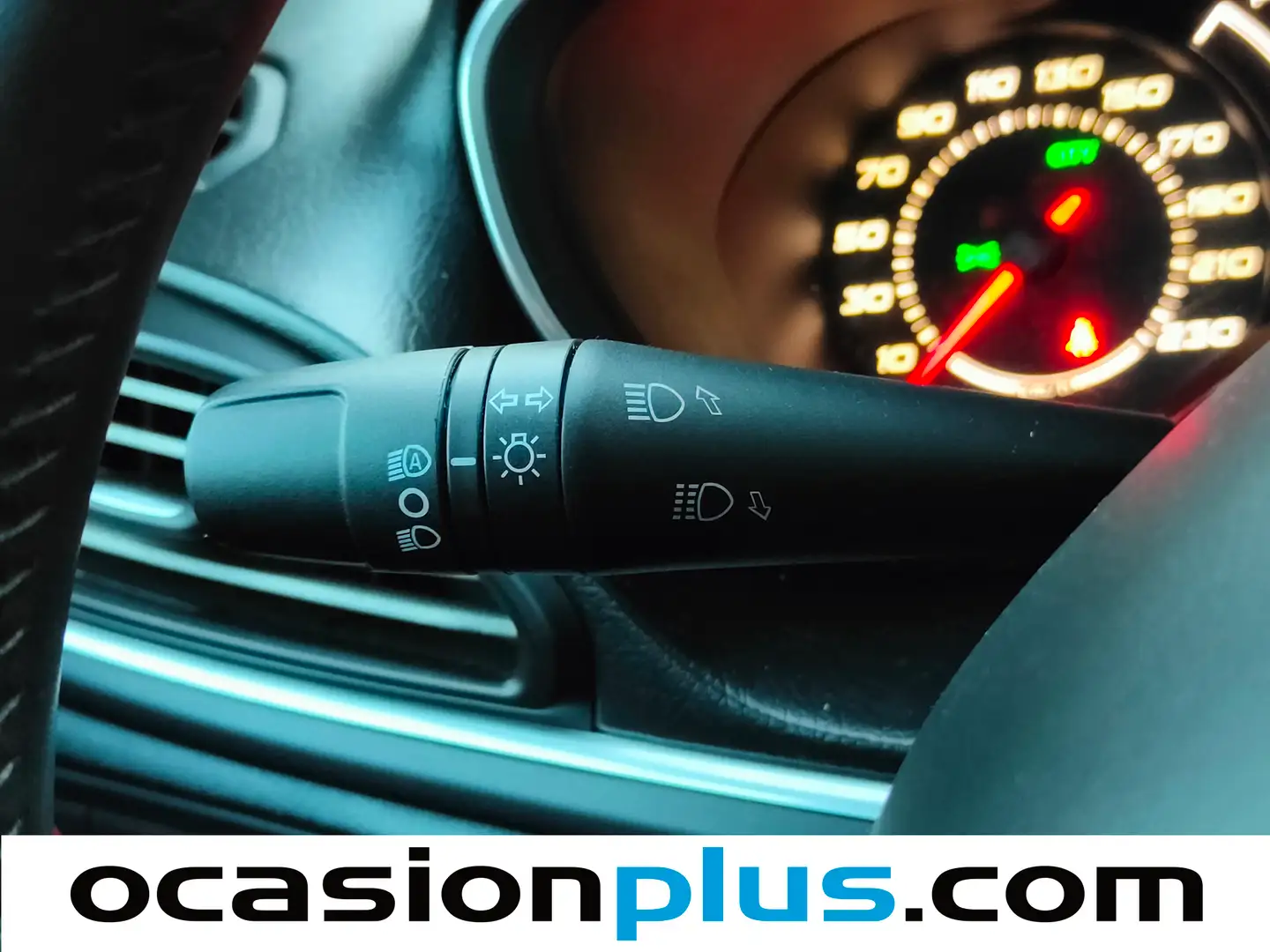 Foto Fiat Tipo Fiat Tipo 1.4 T-Jet Gasolina/GLP Lounge (120 CV)