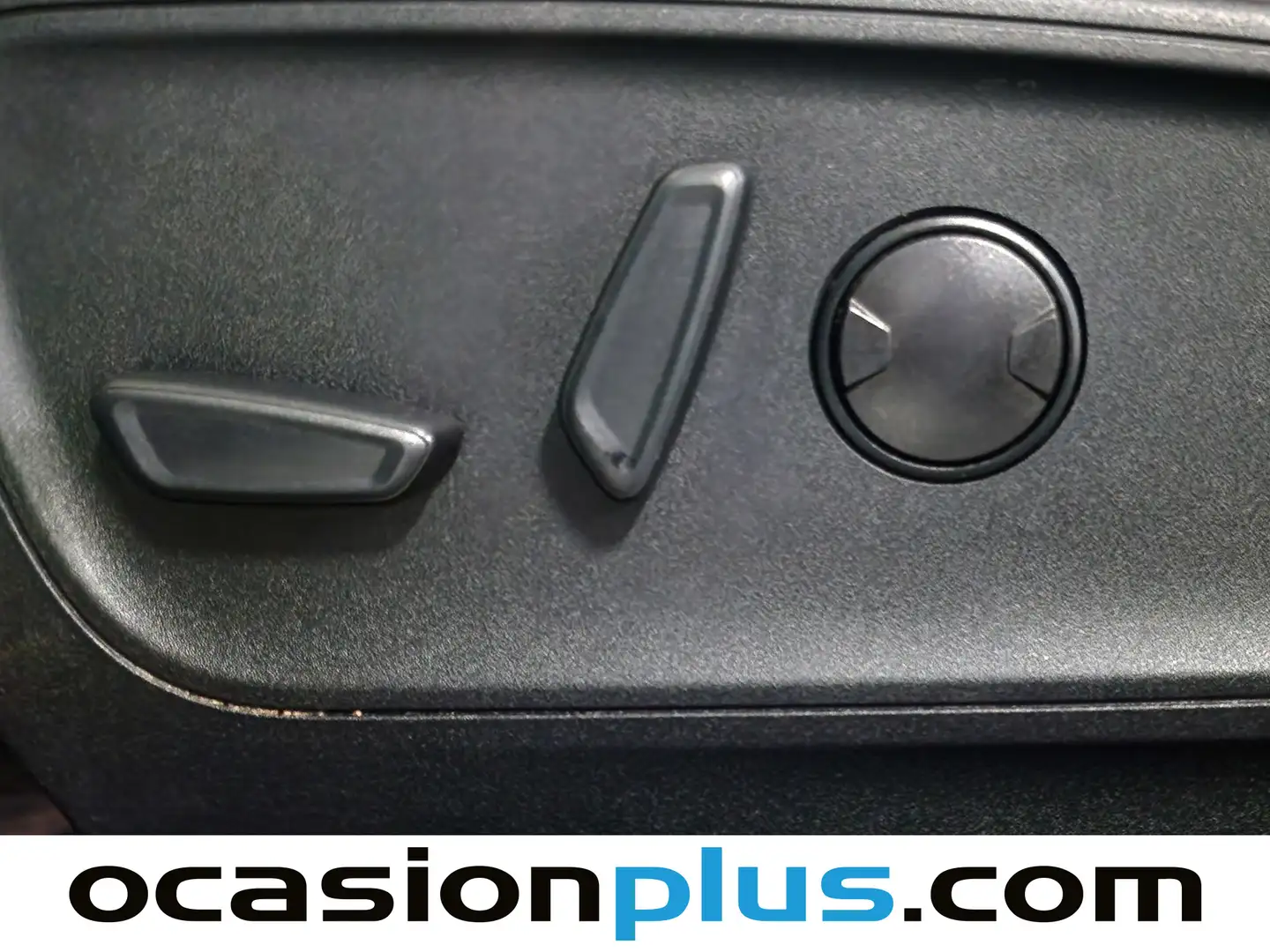 Foto Ford Kuga Ford Kuga 2.5 Duratec PHEV ST-Line Auto (225 CV)