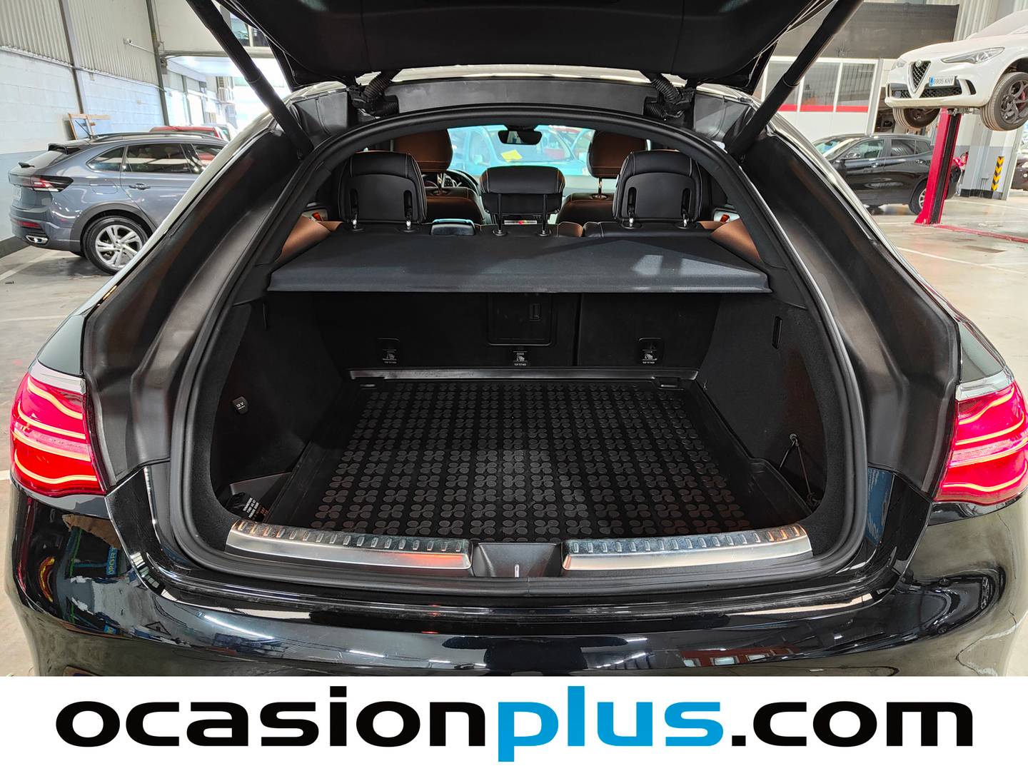 Fotos maletero Mercedes Clase GLE Coupé Mercedes-Benz GLE Coupé 350 d 4Matic (258 CV) PACK AMG