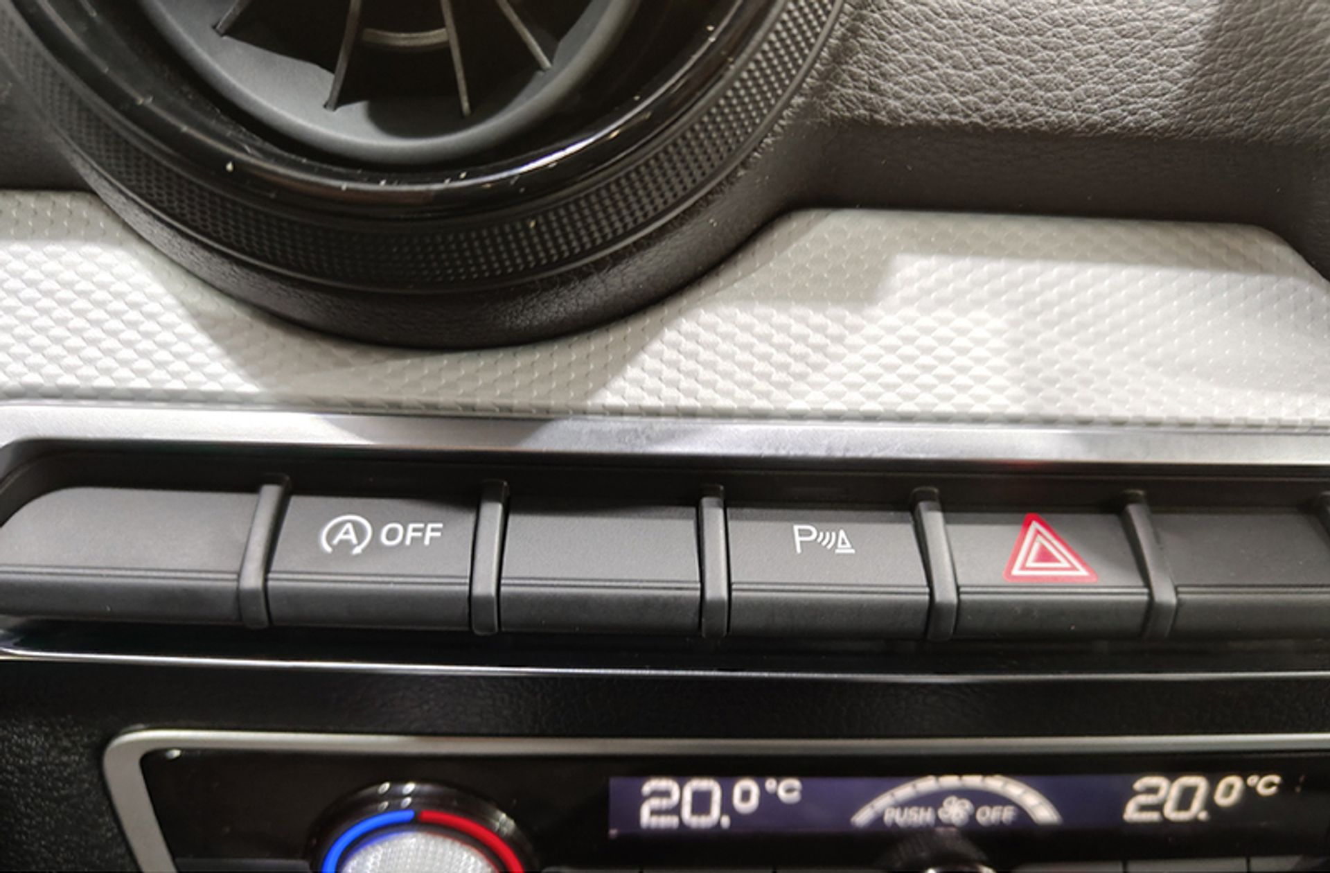 Audi Q2 design edition 1.6 TDI - foto 9