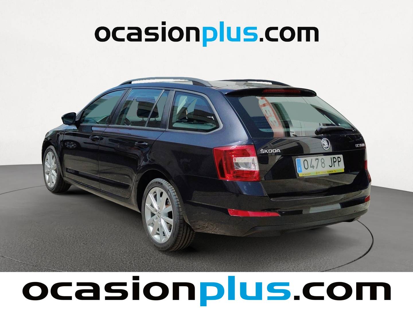 Foto trasera Skoda Octavia Skoda Octavia Combi Combi 1.6 TDI CR Ambition (110 CV) izquierda