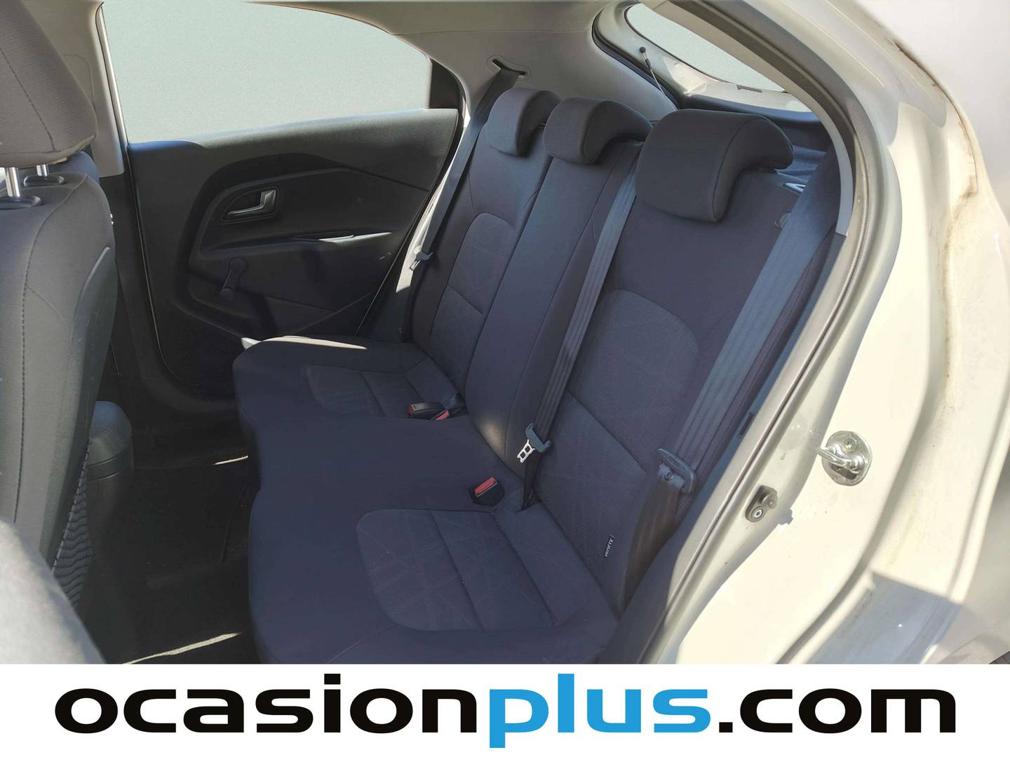 Foto asientos traseros KIA Rio Kia Rio 1.2 CVVT Concept  (84 CV)