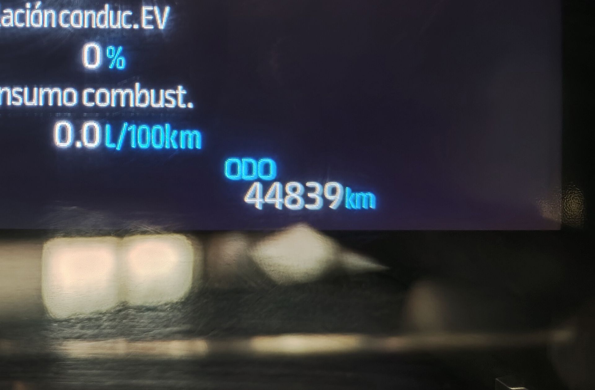 Toyota RAV4 2.5l hybrid Style - foto 9