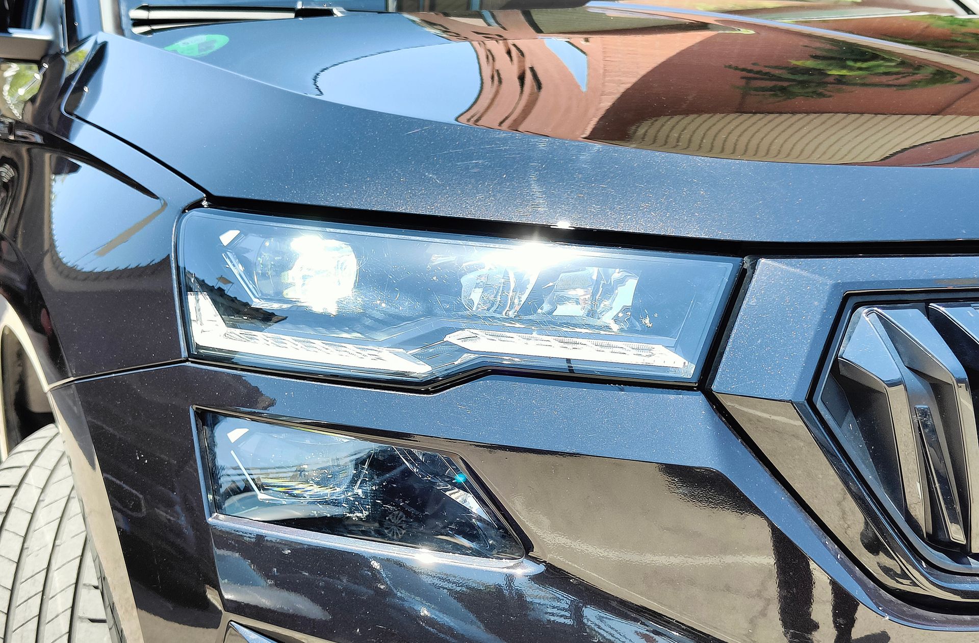 Škoda Karoq 1.5 TSI ACT Sportline DSG - foto 16