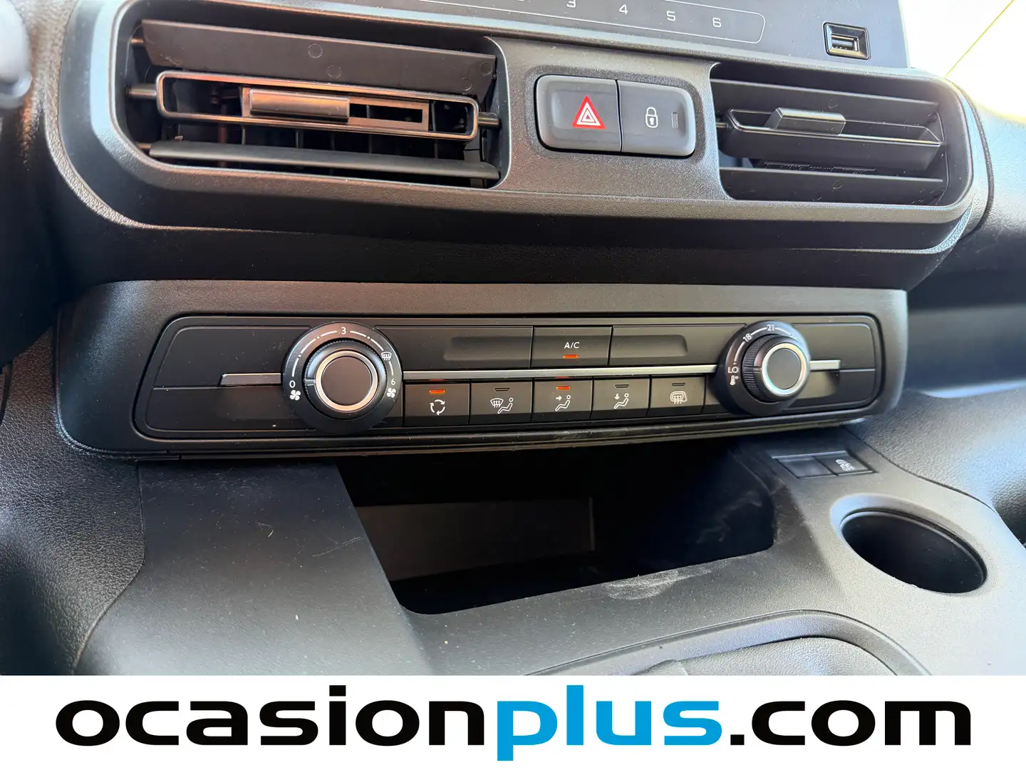 Foto Citroën Berlingo Citroen Berlingo BlueHDi 100 Talla M Control (102 CV)