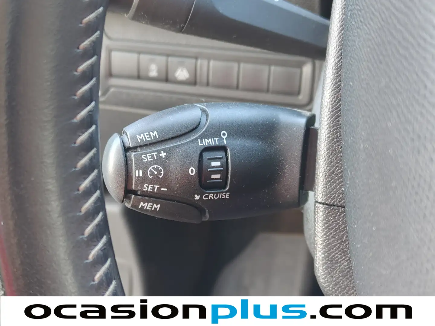 Foto Peugeot 308 Peugeot 308 BlueHDi 100 Allure (100 CV)