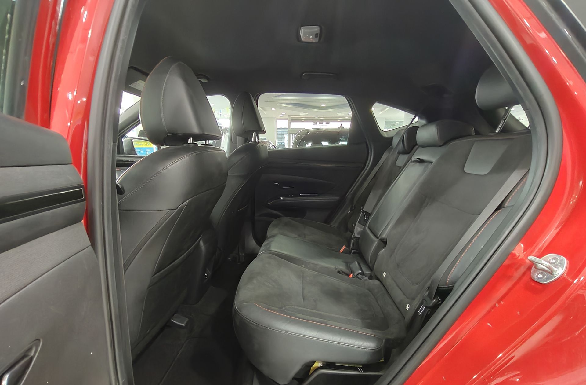 Hyundai Tucson 1.6 T-GDi N-Line 30 Aniversario - foto 15