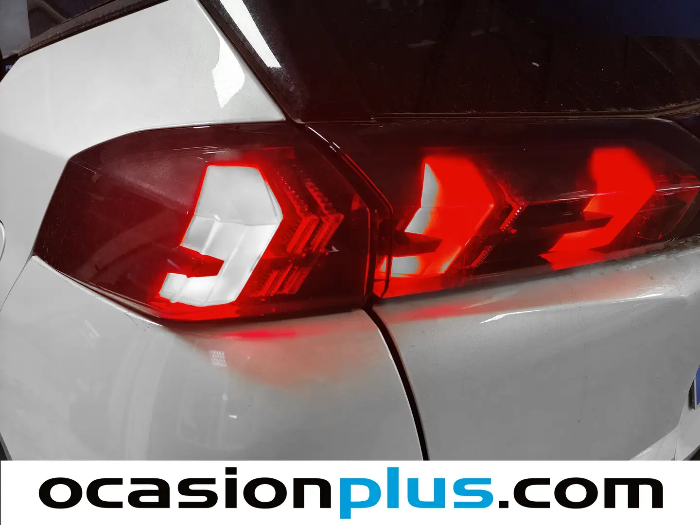 Foto Peugeot 2008 Peugeot 2008 PureTech 100 S&S Allure (100 CV)