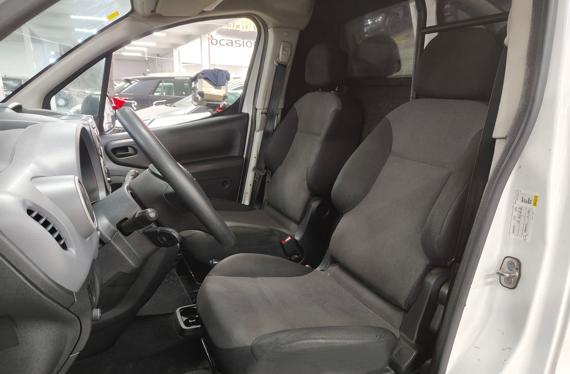 Peugeot Partner Furgon 1.6 BlueHDi Confort L1 - foto 8