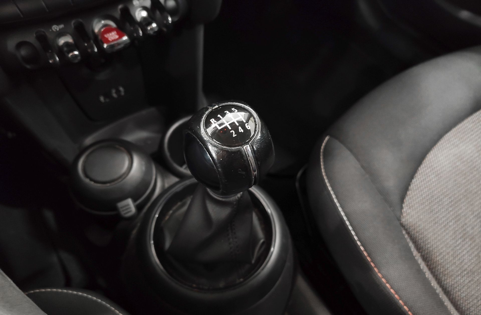 MINI Cooper One D - foto 5