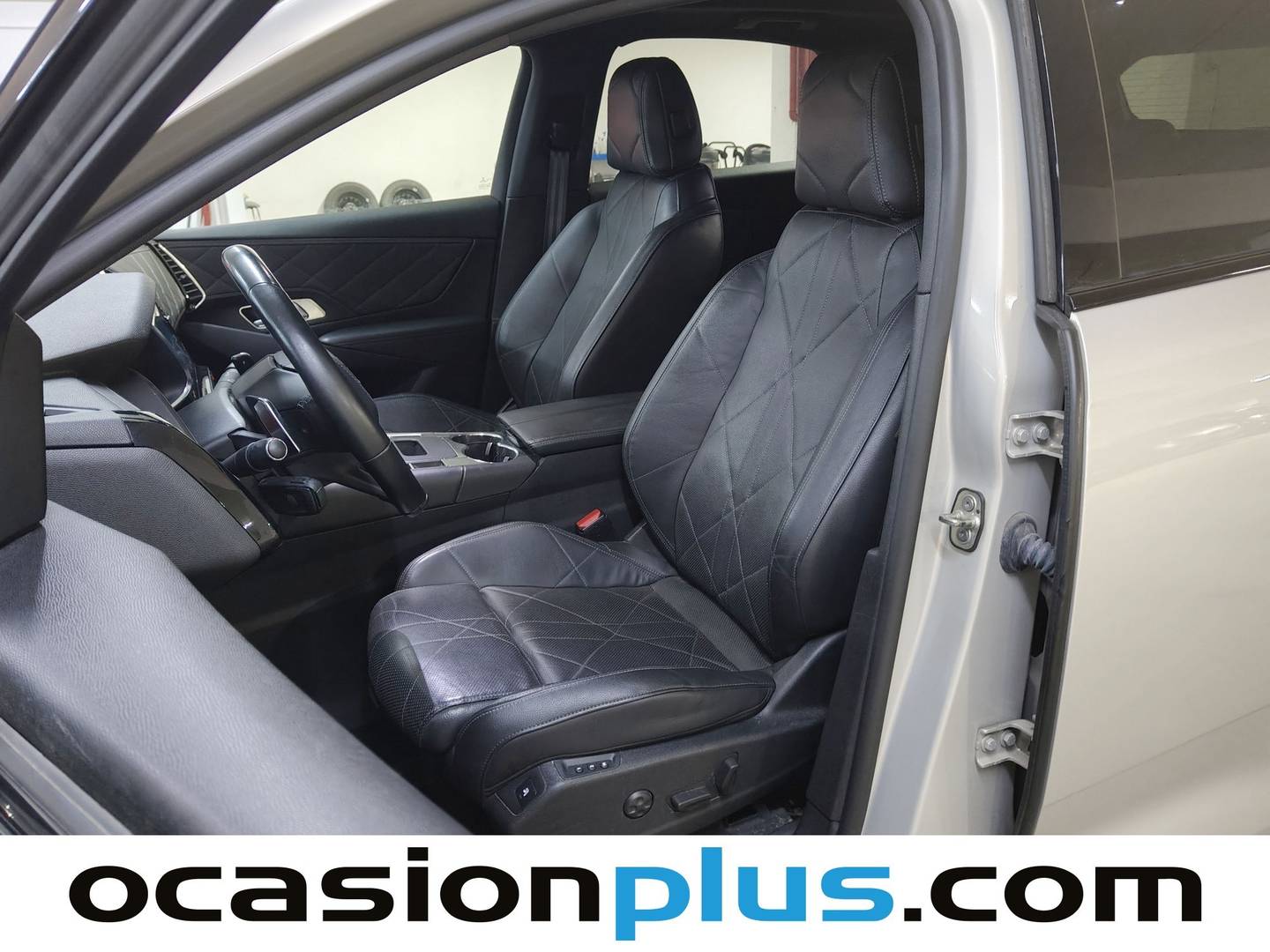 Foto DS DS 7 Crossback DS DS7 Crossback E-Tense 225 Ligne Noire Auto (225 CV)