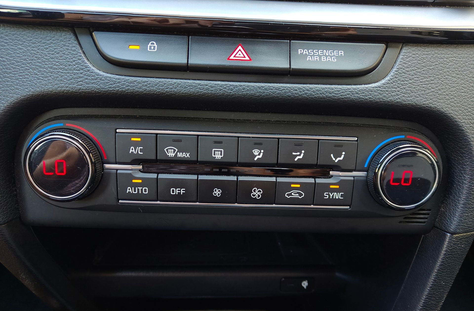 Kia Ceed 1.6 CRDi GT Line - foto 32