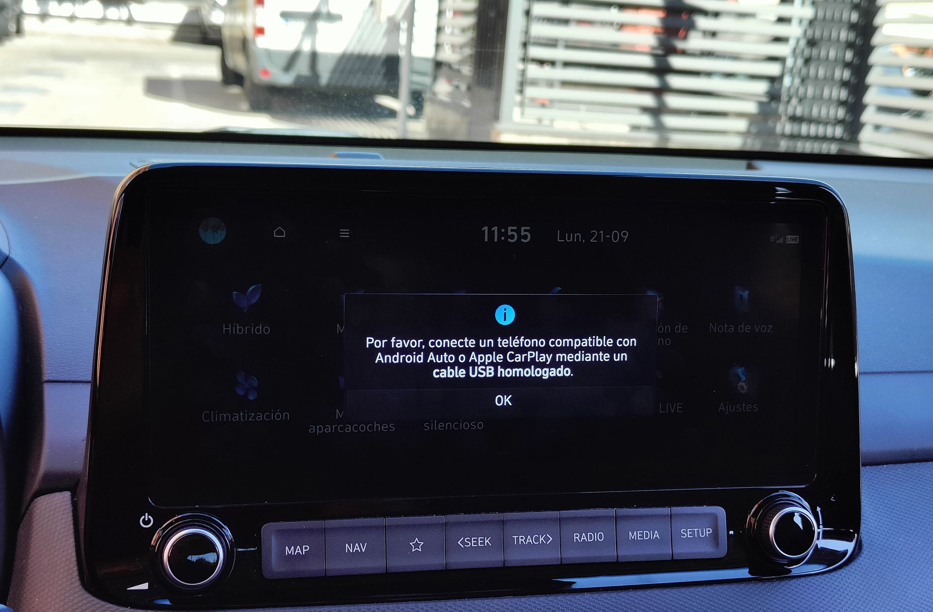 Hyundai Kona 1.6 GDI HEV Style Sky DCT - foto 11