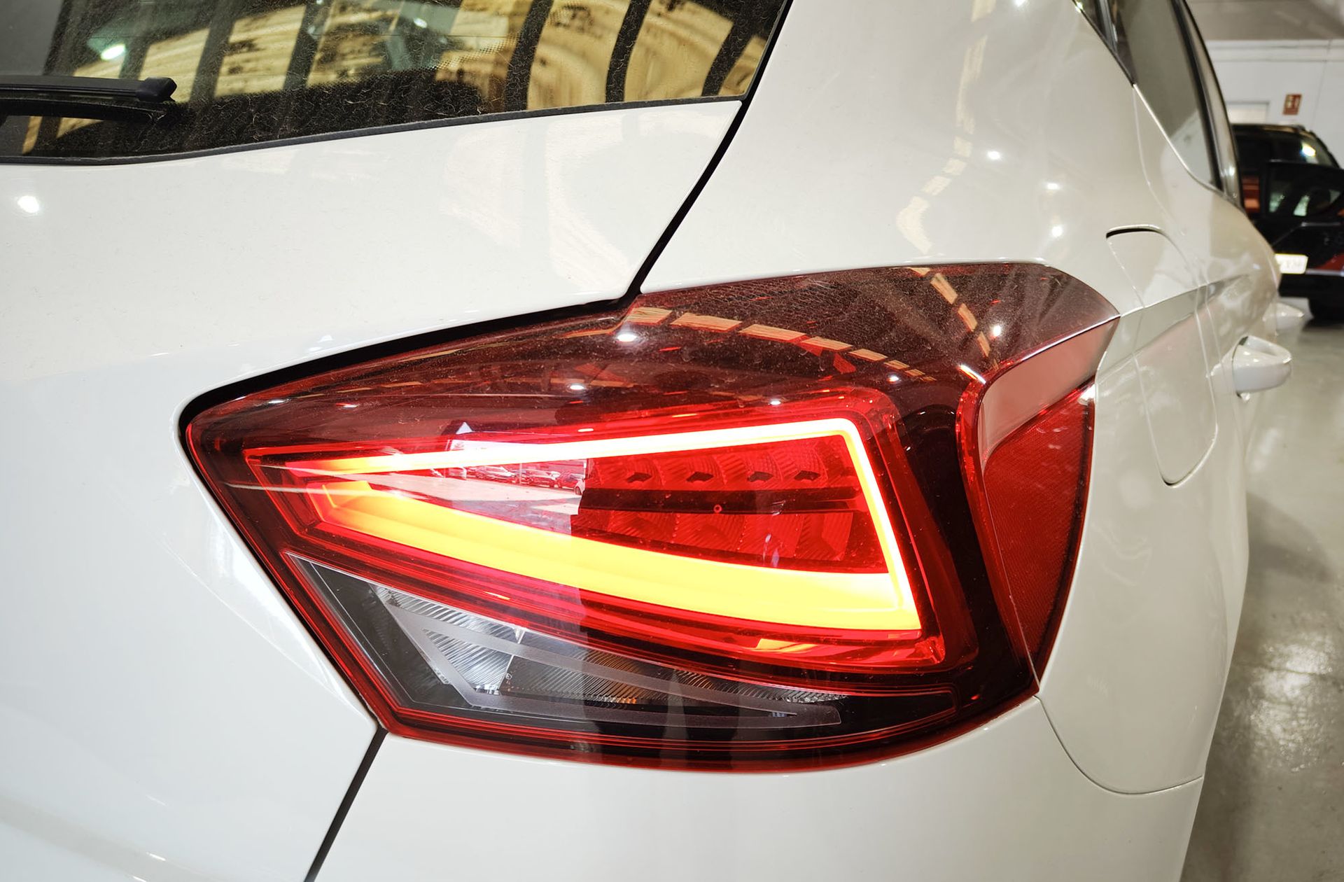 SEAT Ibiza 1.0 TSI Xcellence Plus DSG - foto 16