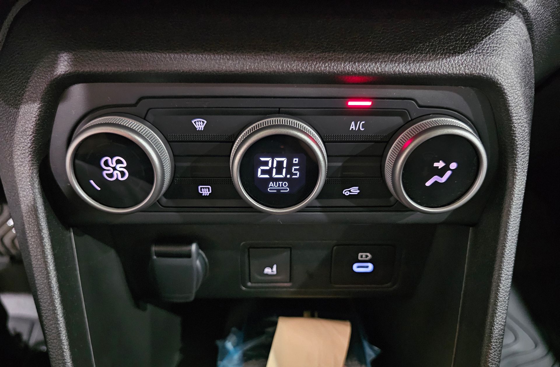 Dacia Jogger Extreme Go Hybrid - foto 31