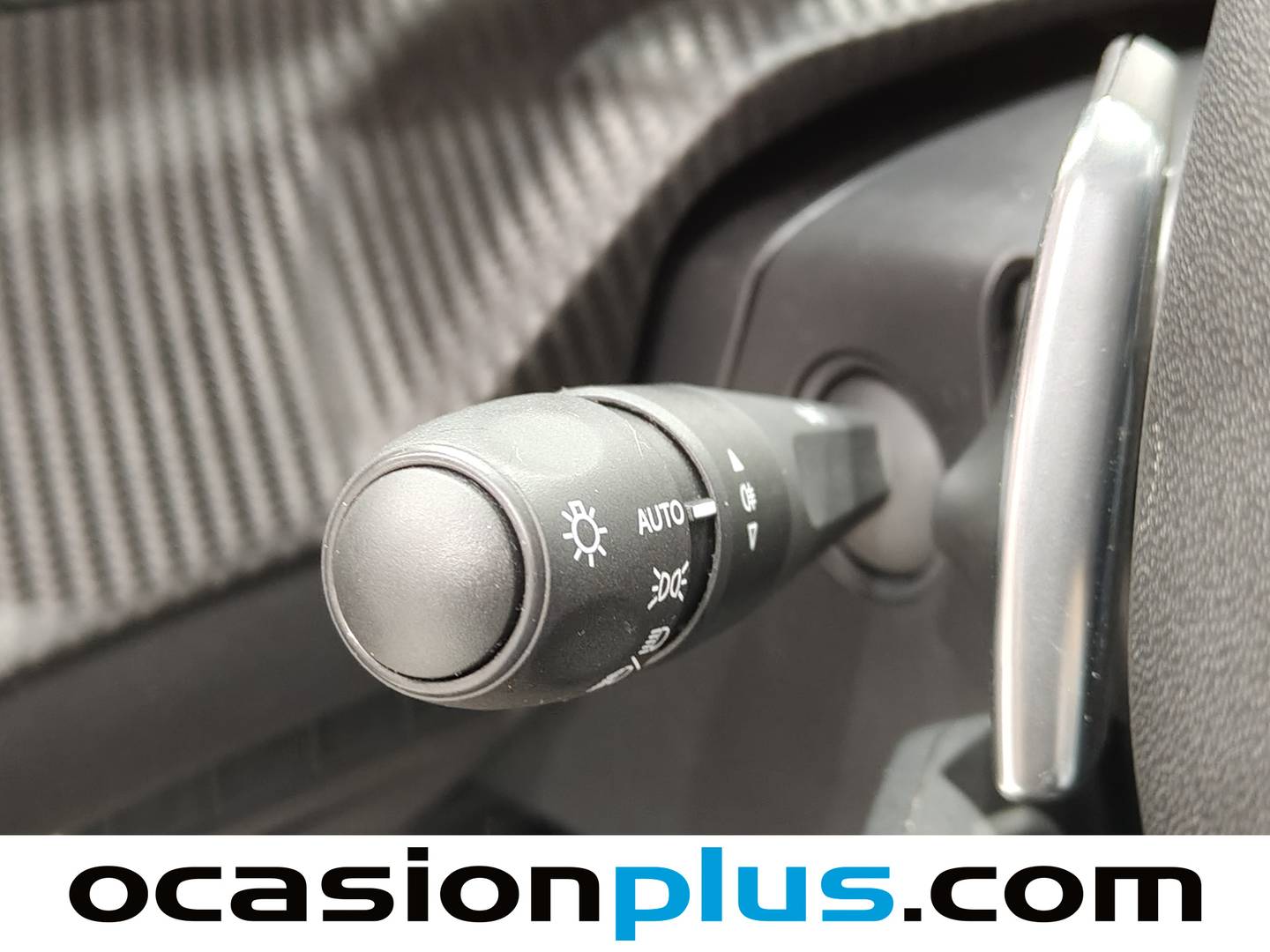 Foto Peugeot 208 Peugeot 208 Allure Hybrid eDCS6 (100 CV)