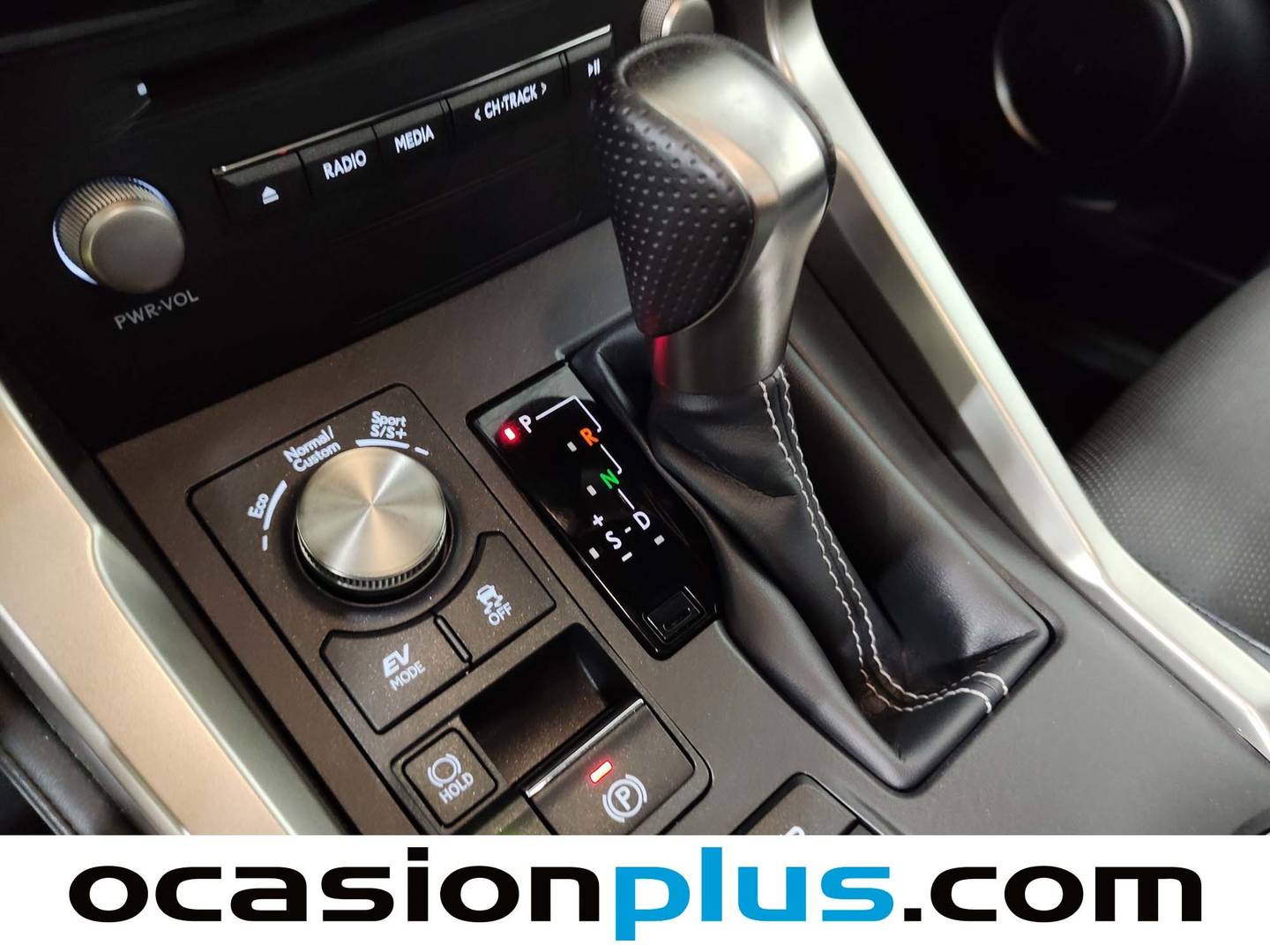 Foto Lexus NX Lexus NX Sport Panorámico 4WD  (197 CV)