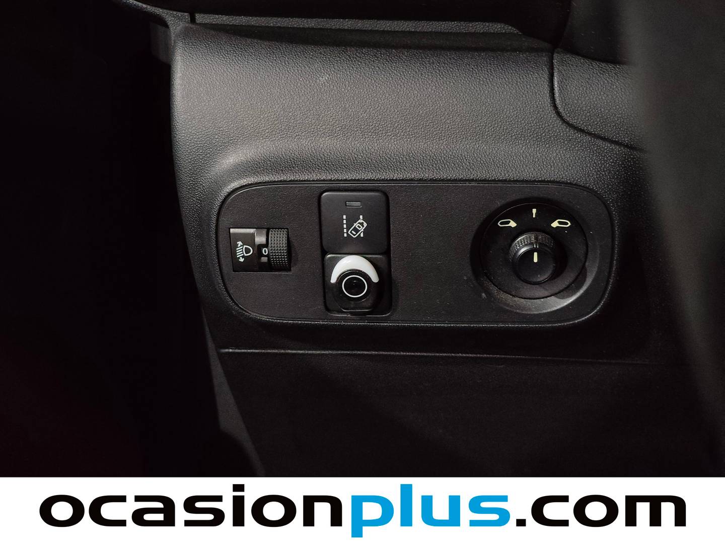 Equipamiento del Citroën C3 Citroën C3 BlueHDi 100 S&S FEEL (99 CV)