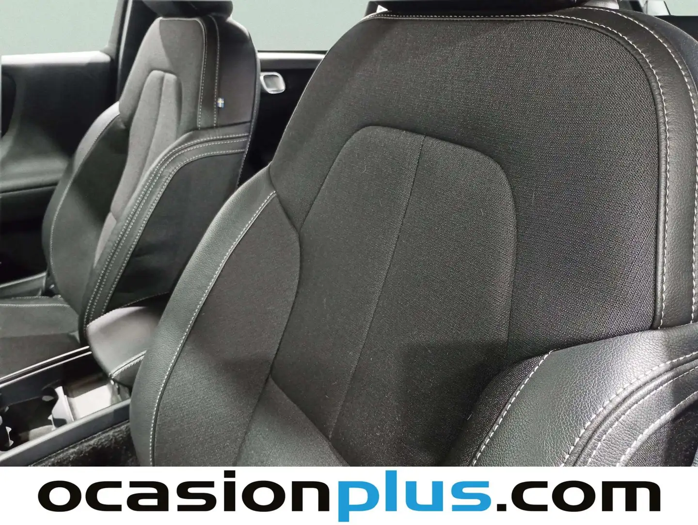 Foto Volvo XC40 Volvo XC40 T3 Momentum (156 CV)