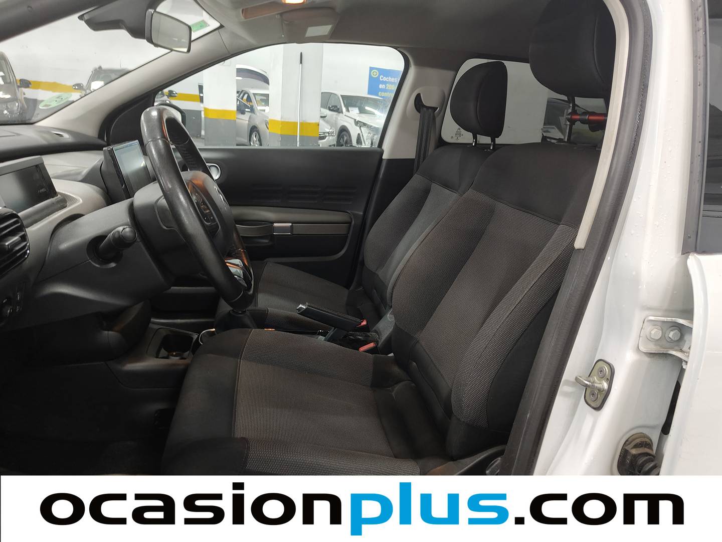 Foto asientos delanteros Citroën C4 Cactus Citroën C4 Cactus BlueHDi 100 S&S Business (99 CV)