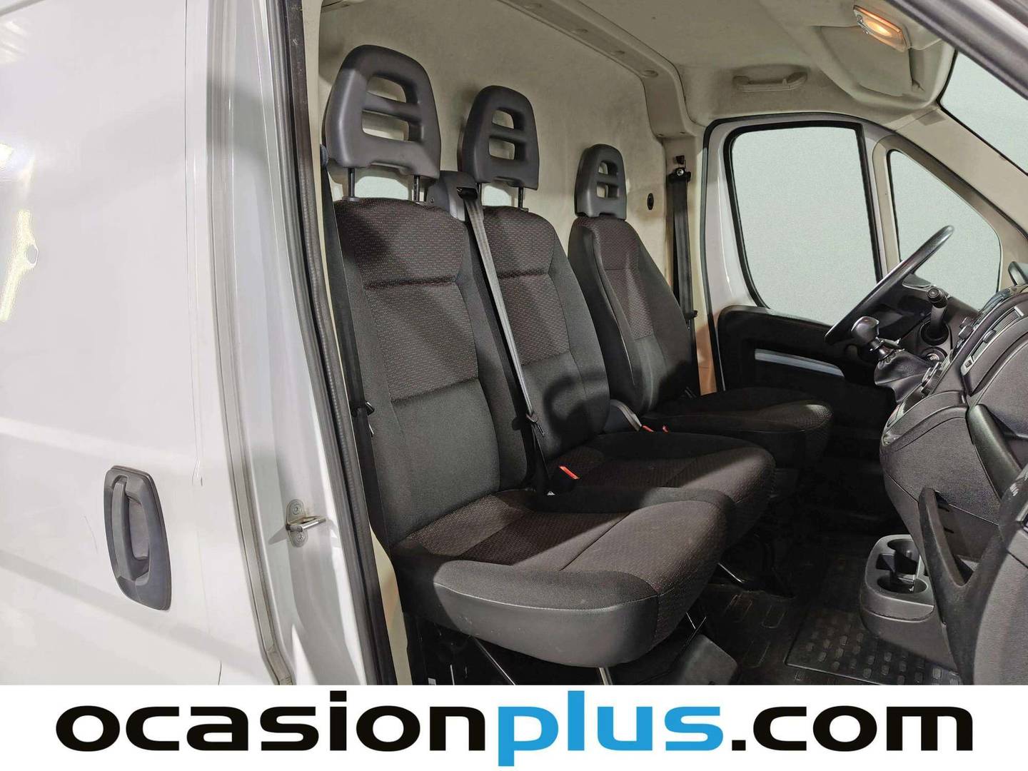 Fotos maletero Citroën Jumper Citroën Jumper Furgon BlueHDi 120 35 L3H2 (120 CV)