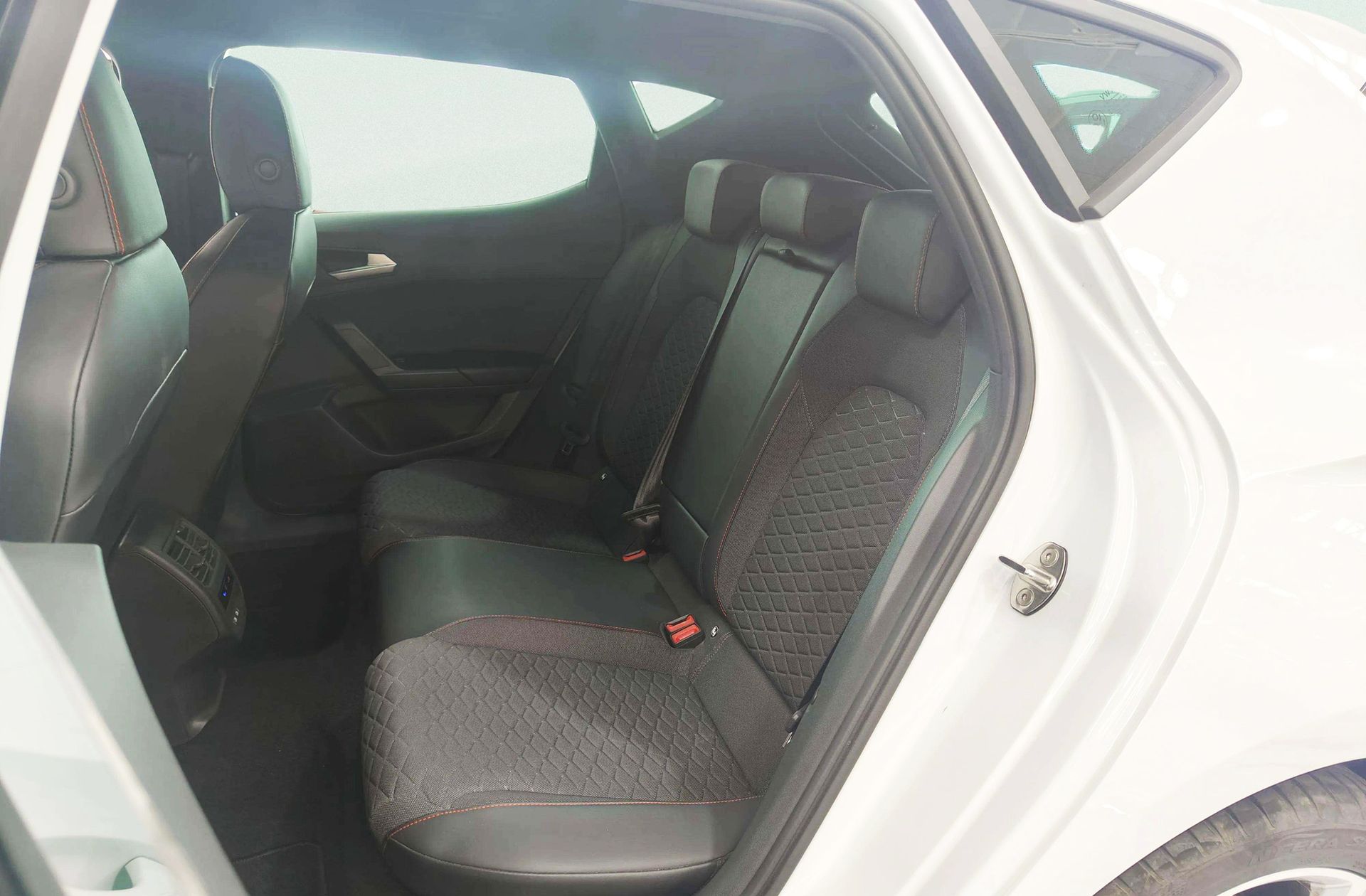 SEAT León 1.5 TSI FR XS - foto 16