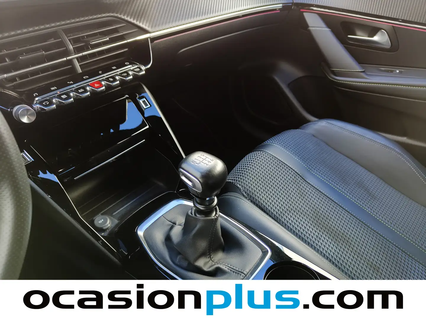 Foto Peugeot 208 Peugeot 208 BlueHDi 100 GT (100 CV)