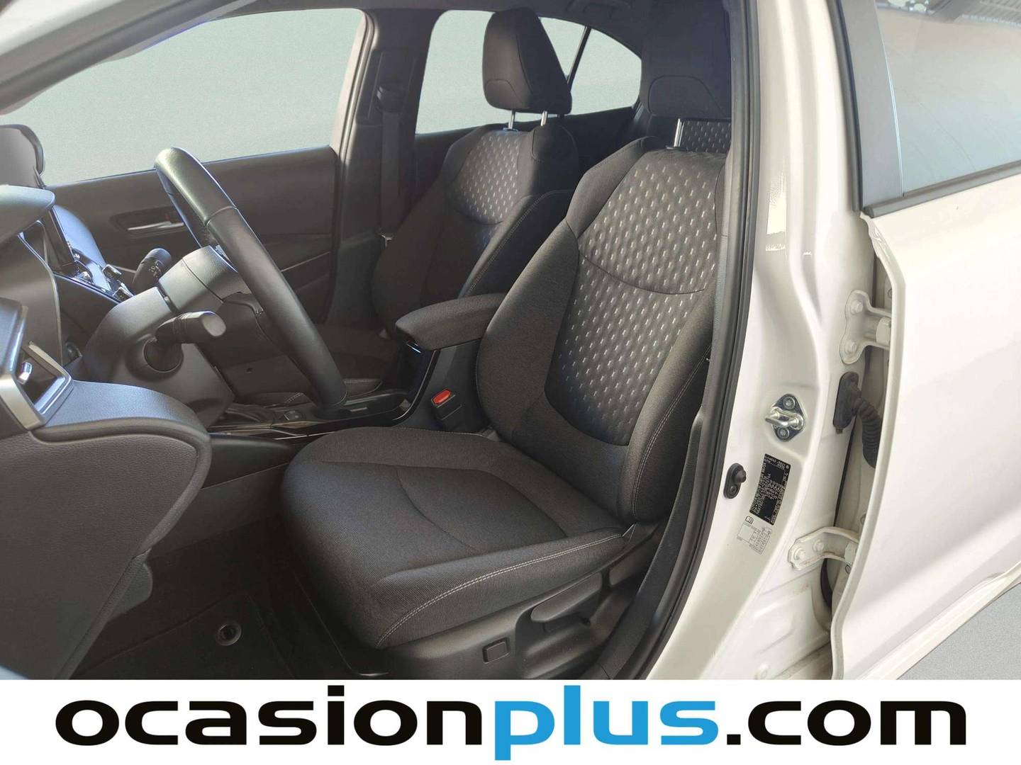 Foto asientos delanteros Toyota Corolla Toyota Corolla 140H Style (140 CV)