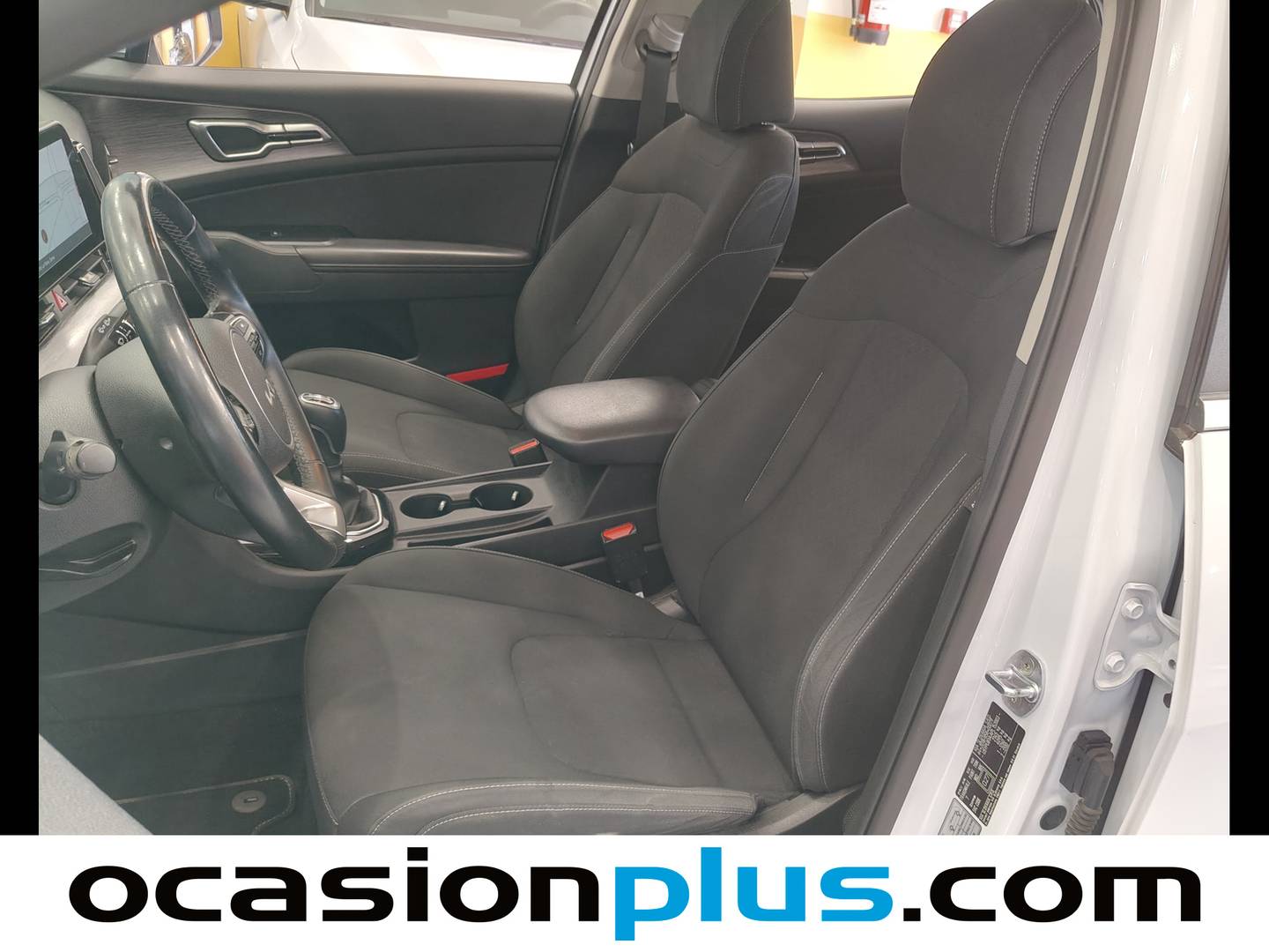 Foto asientos delanteros KIA Sportage KIA Sportage 1.6 CRDi MHEV Business 4x2 (136 CV)