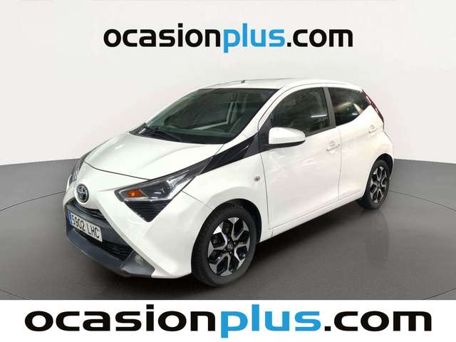 Toyota Aygo 1.0 70 x-play (72 CV) de segunda mano