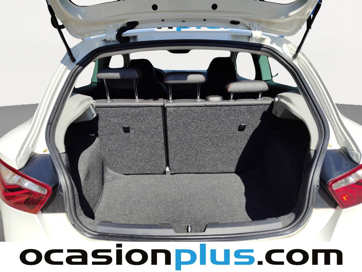 Foto asientos traseros Seat Ibiza Seat Ibiza 1.0 EcoTSI FR Crono (110 CV)