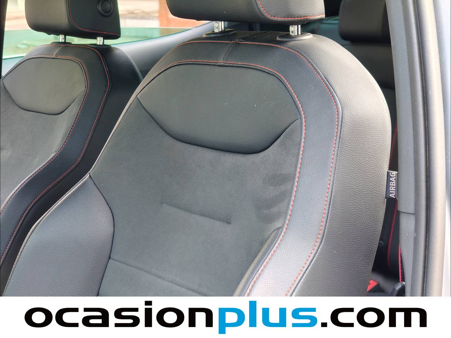 Foto Seat Arona SEAT Arona 1.0 TSI S&S FR XL  (115 CV)