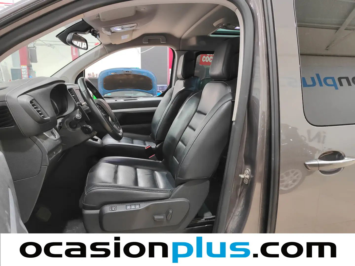 Foto Peugeot Traveller Peugeot Traveller BlueHDi 150 Allure Standard EAT6 (180 CV) 8 Plazas