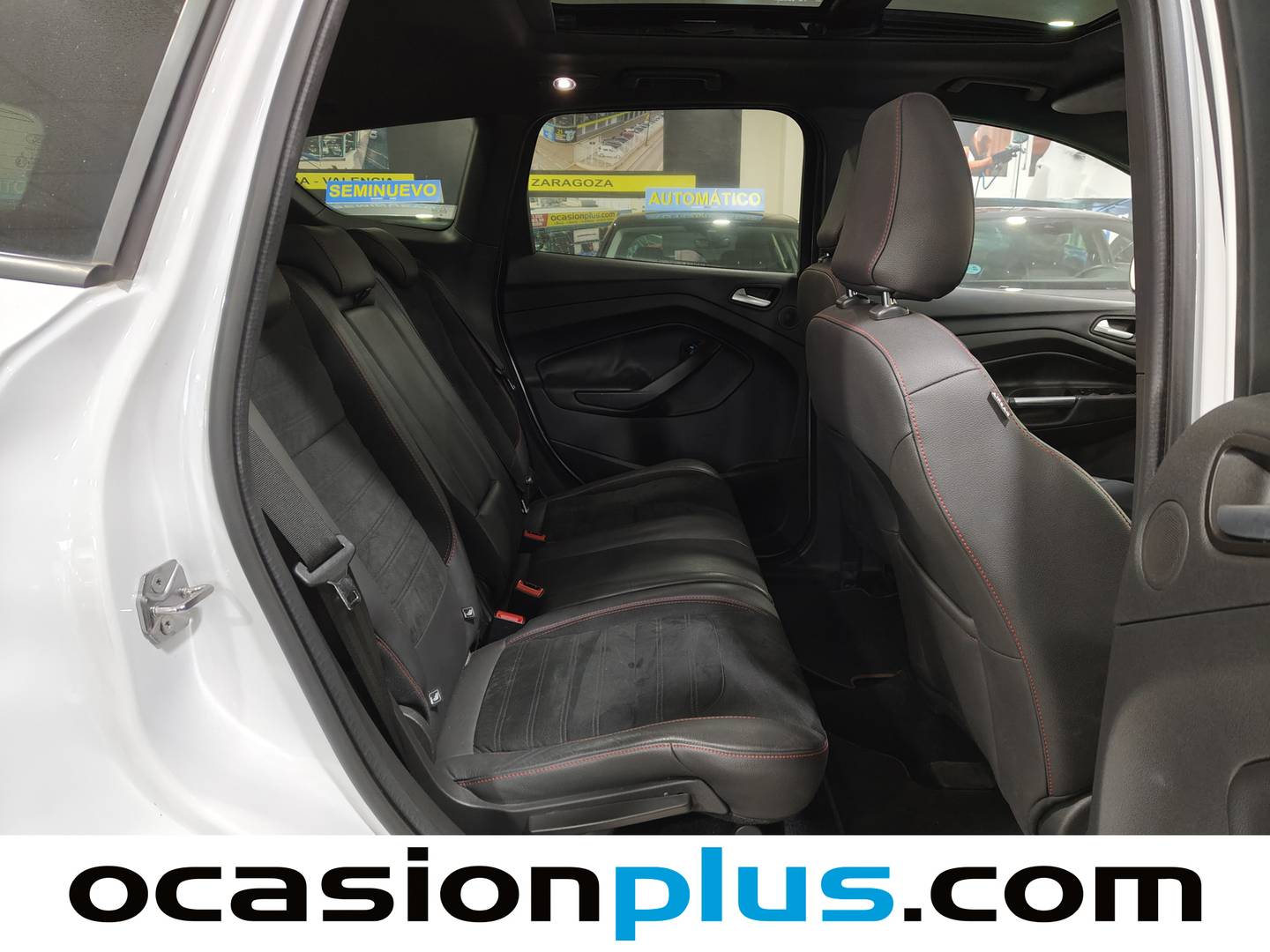 Foto Ford Kuga Ford Kuga 2.0 TDCI ST-Line Limited Edition 4x4 132 kW (180 CV)