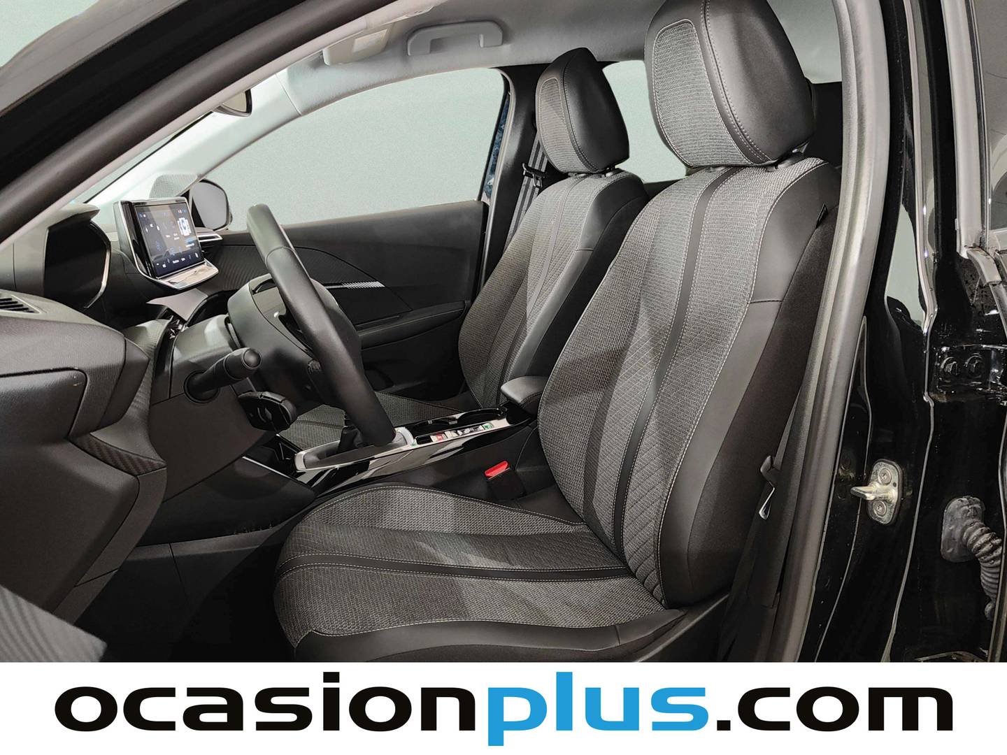 Foto asientos delanteros Peugeot 208 Peugeot 208 Gasolina 100 Allure (100 CV)