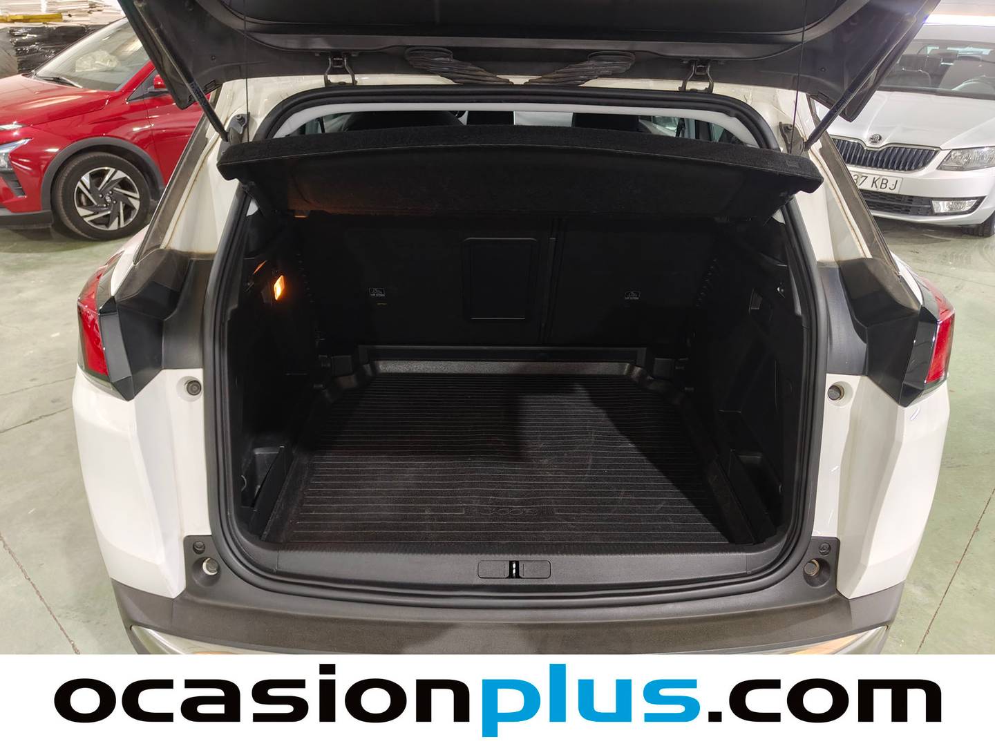 Foto Peugeot 3008 Peugeot 3008 BlueHDI 130 S&S Active (130 CV) siete plazas