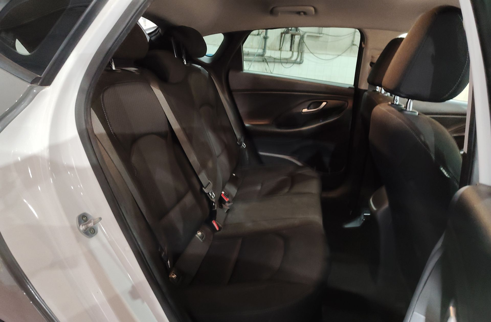 Hyundai i30 Fastback 1.0 T-GDi Klass - foto 16