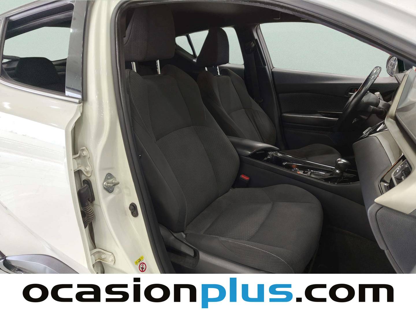 Toyota C-HR Toyota C-HR 1.8 125H Advance (122 CV) al mejor precio