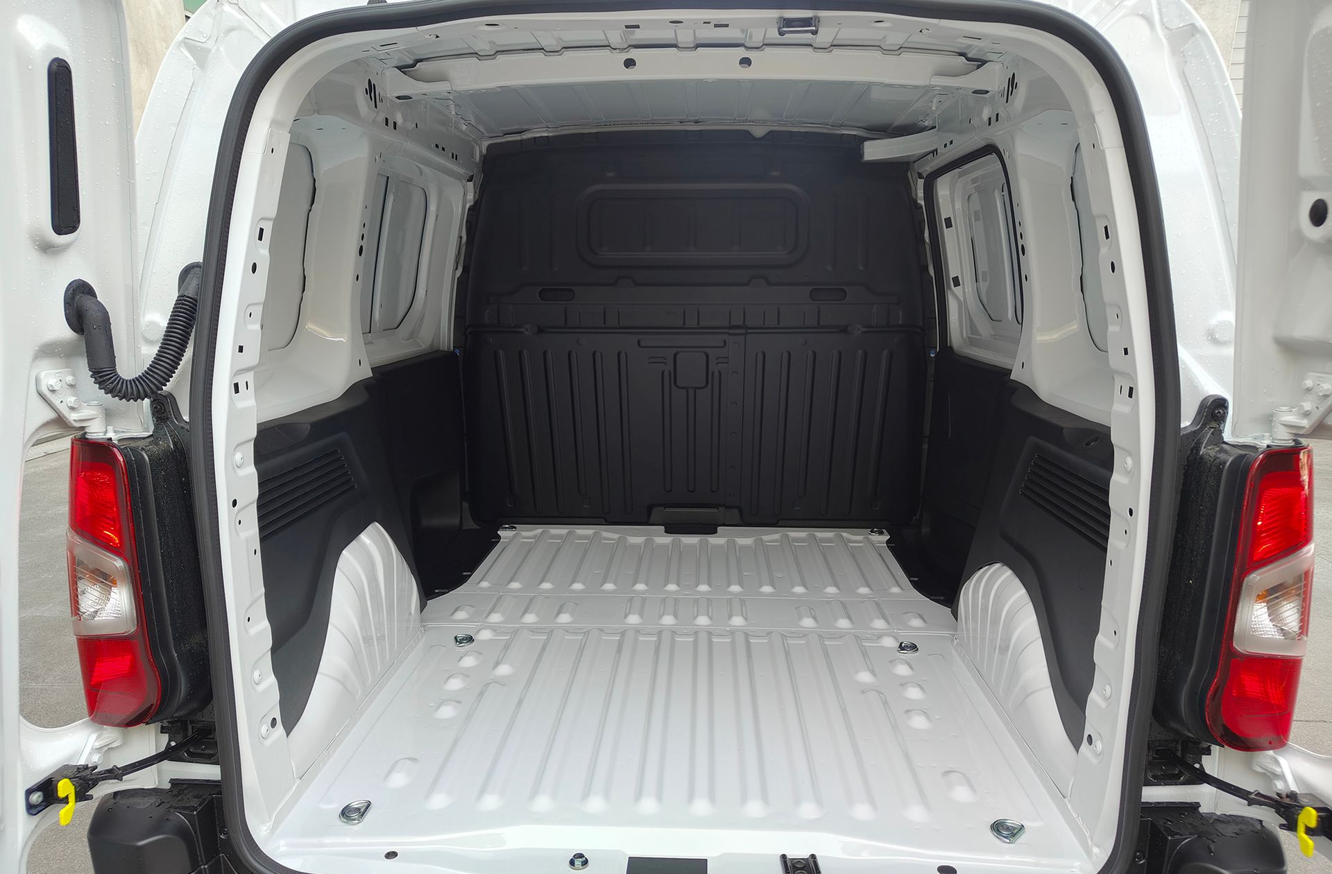 Fiat Doblò Furgon Furgón BlueHDi 100 M - foto 16