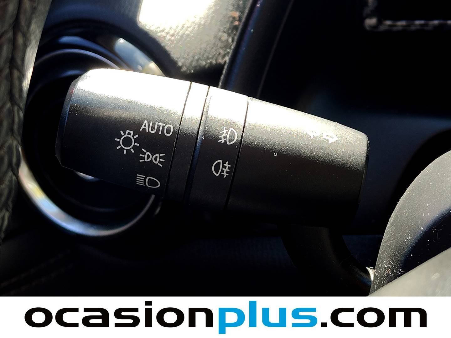 Extras del Mazda CX-3 Mazda CX-3 2.0 G Zenith 2WD (121 CV)
