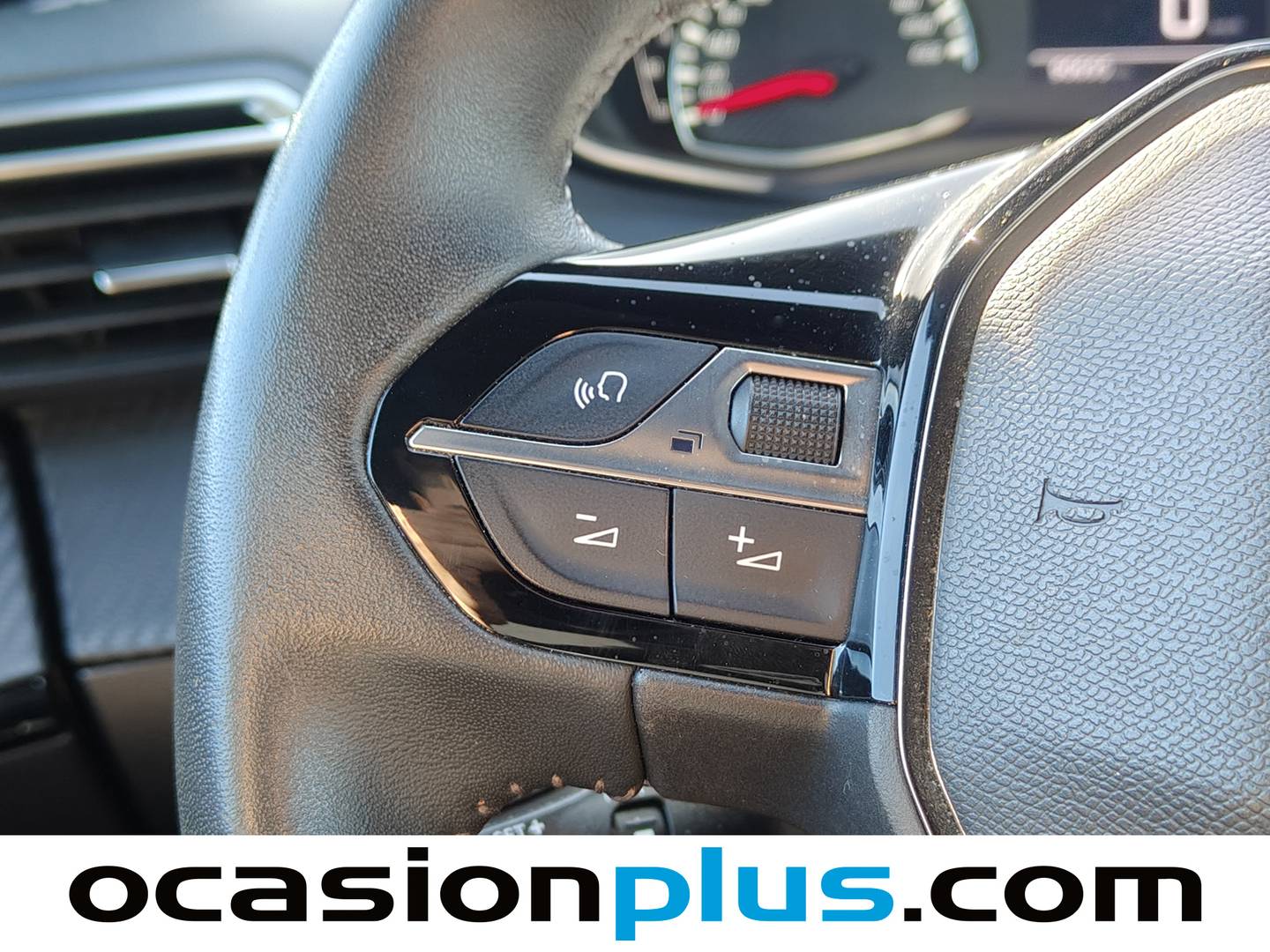 Foto Peugeot 2008 Peugeot 2008 PureTech 100 S&S Allure (100 CV)