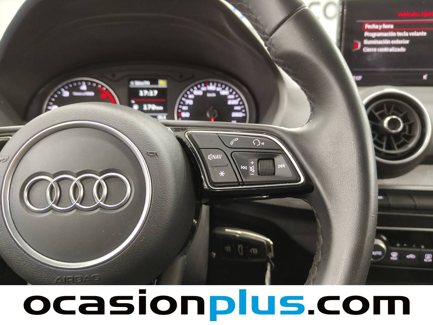 Foto Audi Q2 Audi Q2 Advanced 30 TDI (116 CV)