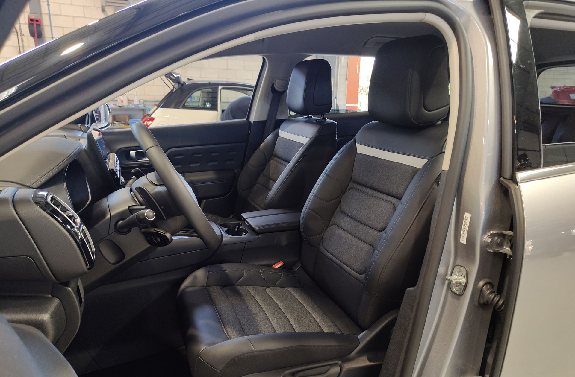 Citroën C5 Aircross Plug-in Hybrid Max e-EAT8 - foto 11