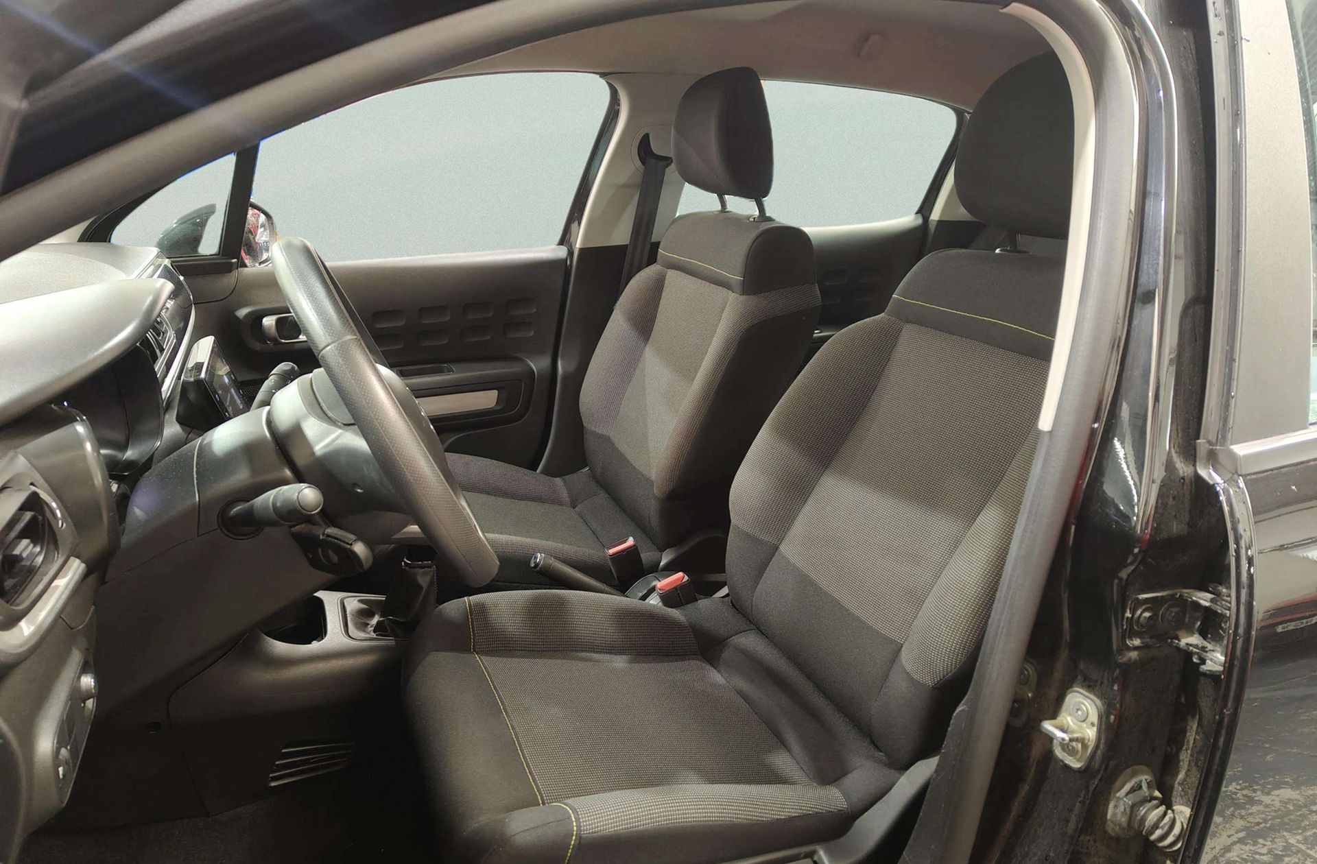 Citroën C3 PureTech 83 Plus - foto 11