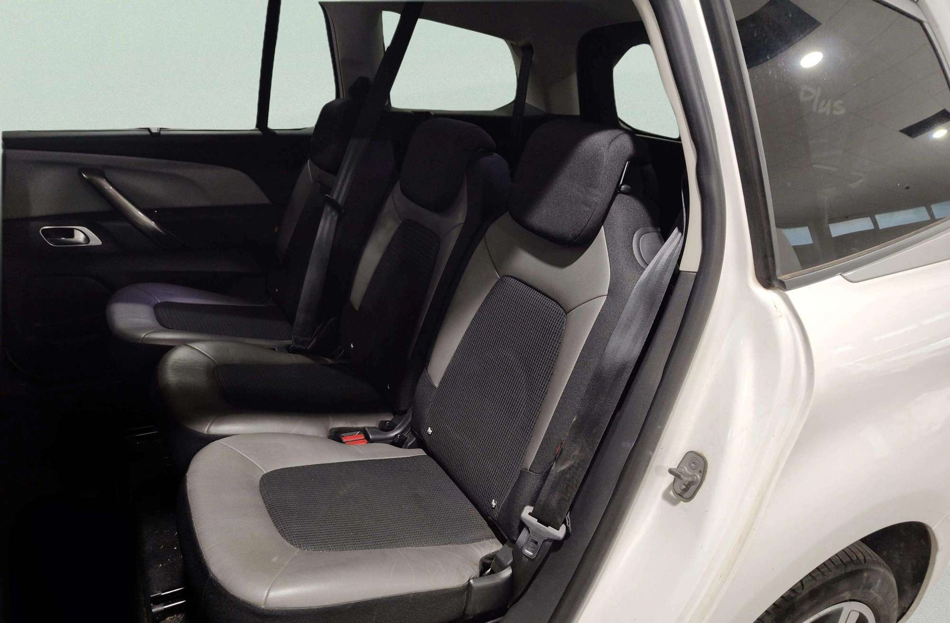 Citroën C4 Grand SpaceTourer PureTech 130 Shine 7 plazas - foto 14