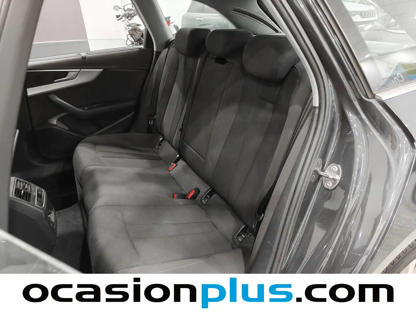 Foto Audi A4 Audi A4 Avant S line edition 2.0 TDI (150 CV) multitronic