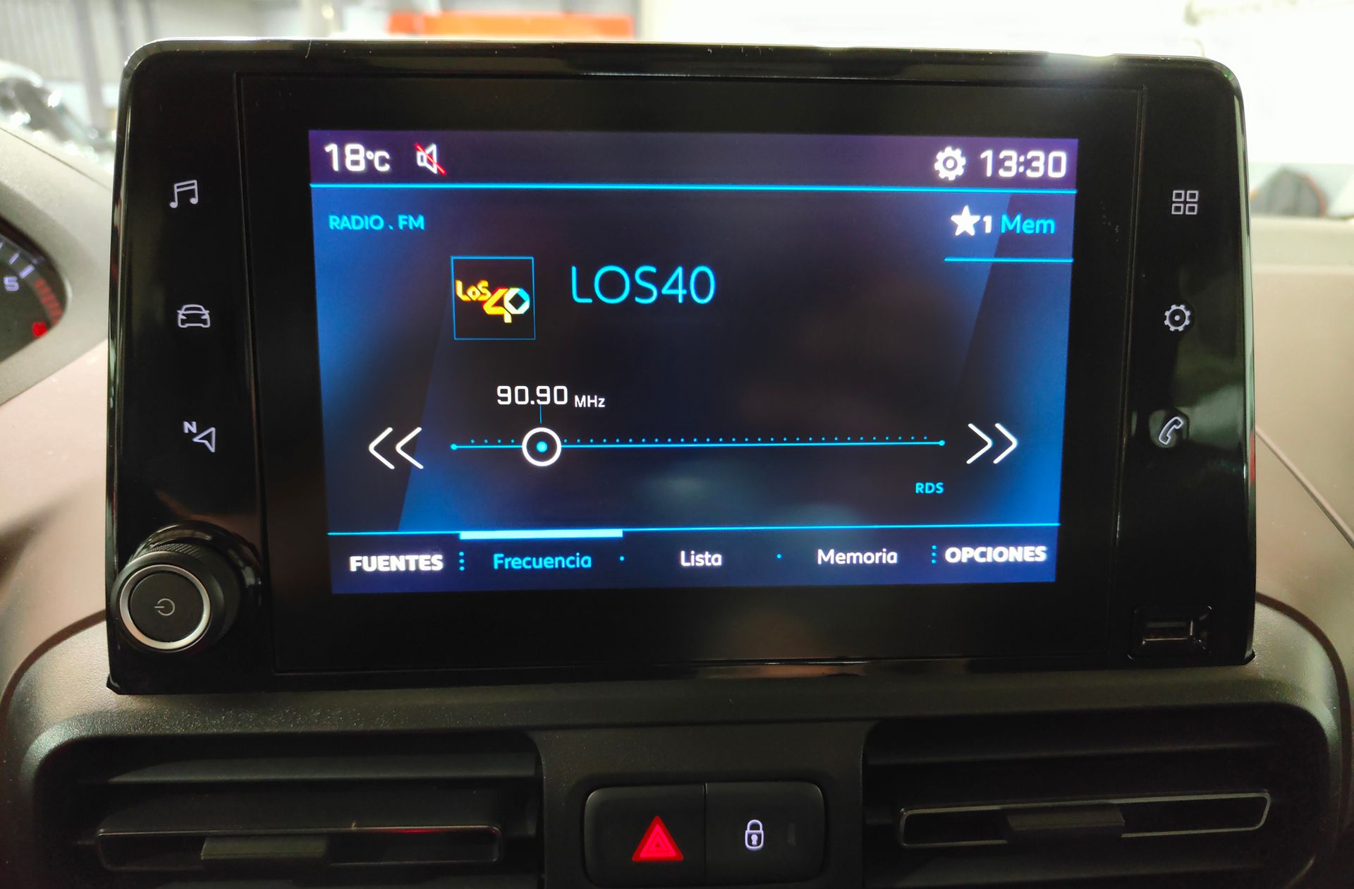 Peugeot Rifter PureTech 130 GT Line Standard EAT8 - foto 33