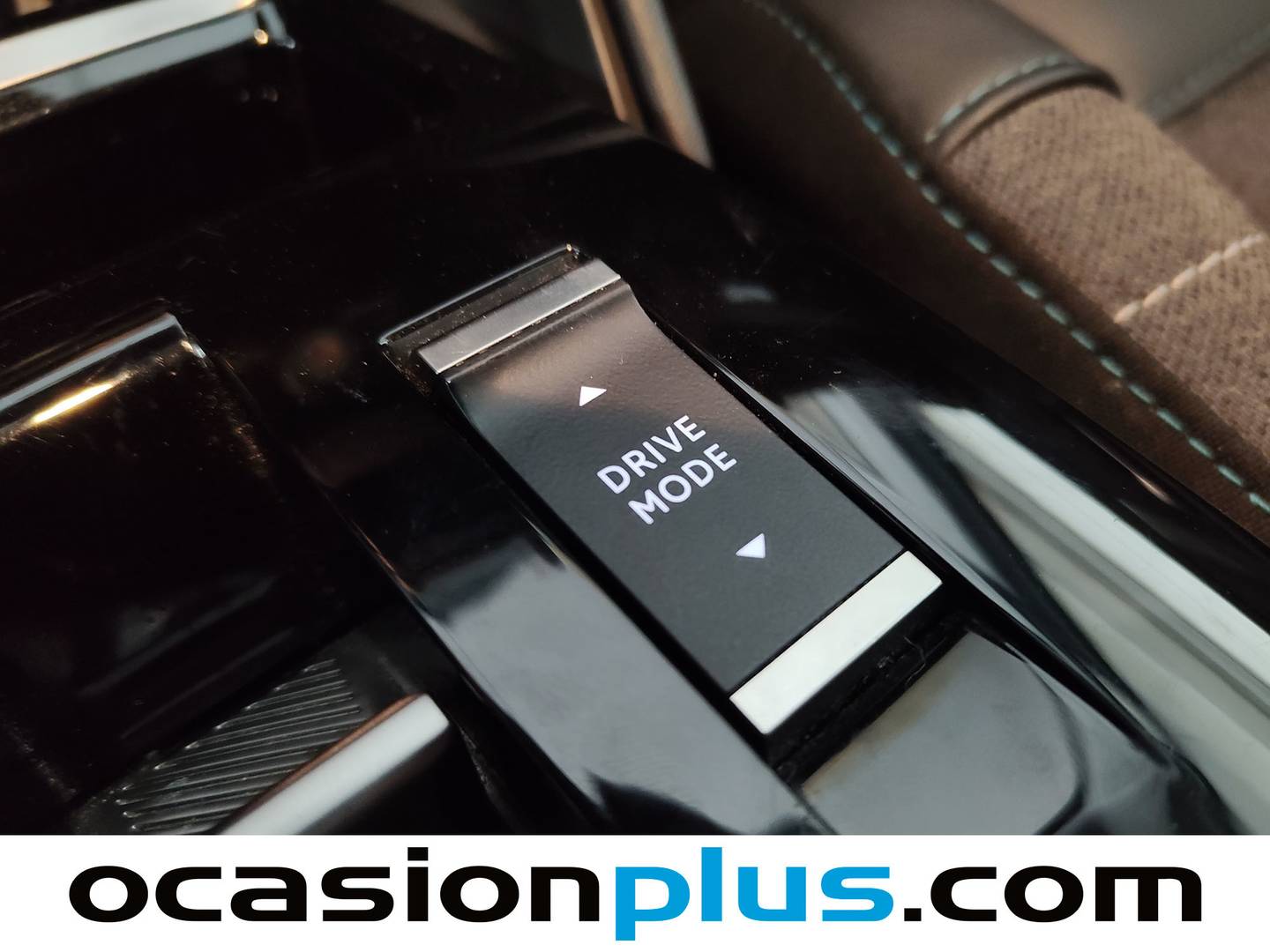 Foto Citroën C4 Citroen C4 PureTech 130 S&S 6v Feel Pack EAT8 (130 CV)